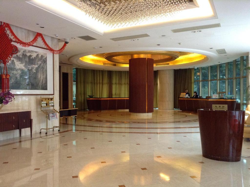 New Times Hotel Shenzhen Railway Station Exteriér fotografie